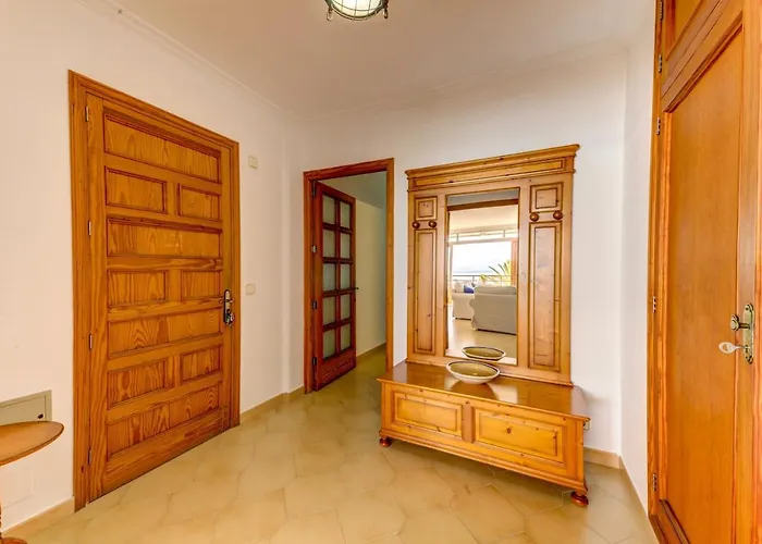 Beachfront Simar By Sealand Lejlighed Port de Pollença