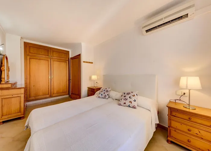 Beachfront Simar By Sealand * 포엔샤 항구