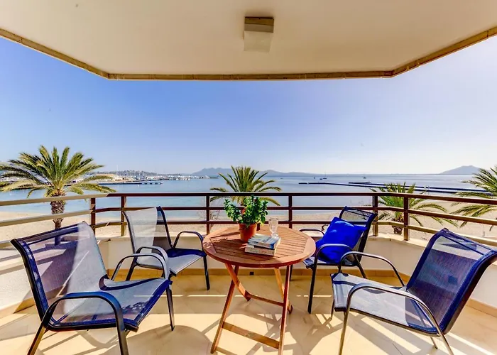 Beachfront Simar By Sealand